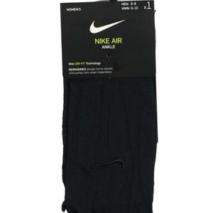 Nike Women's Air Sheer Ankle Socks Medium (6-8) Black